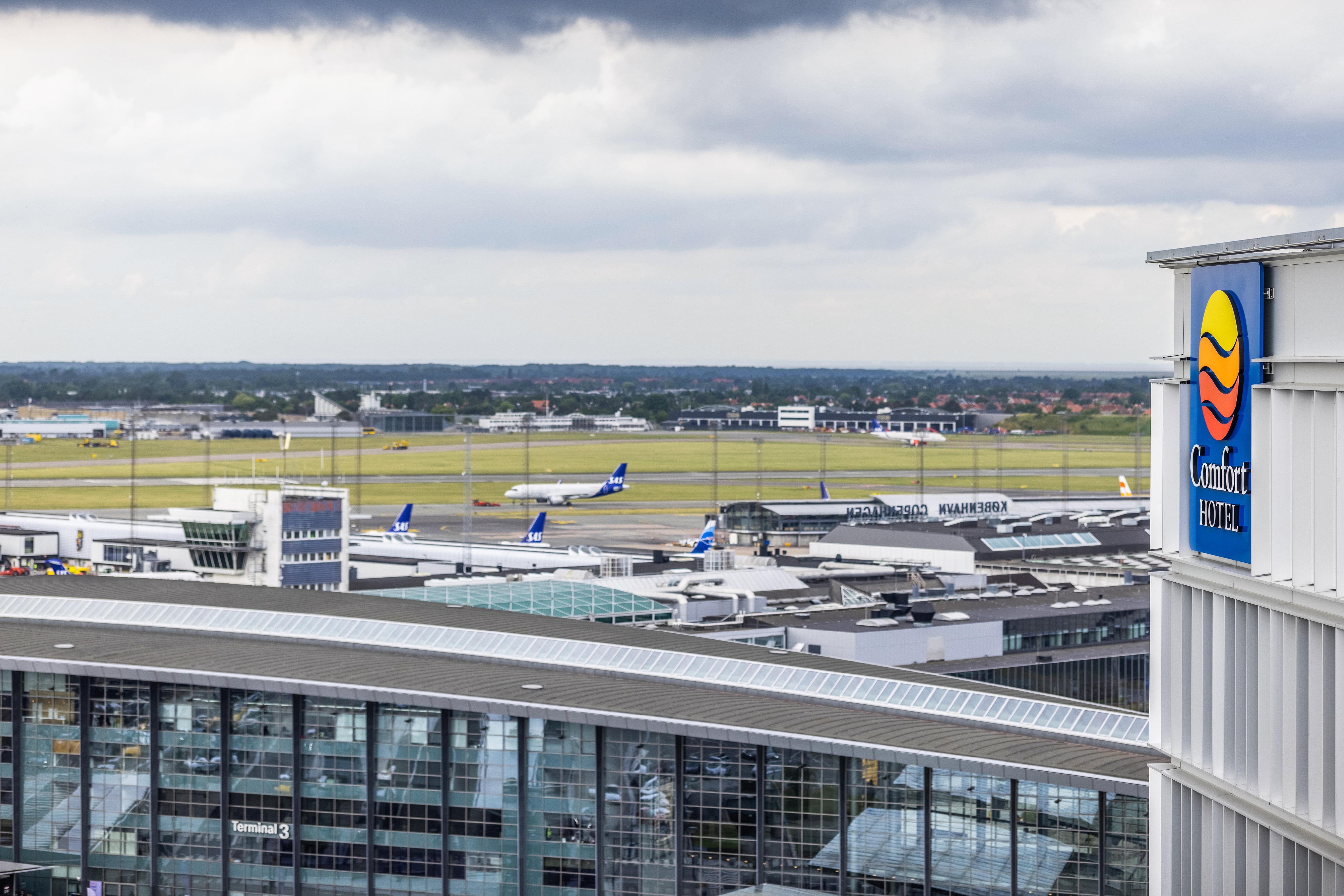 Comfort Hotel Copenhagen Airport Exterior photo